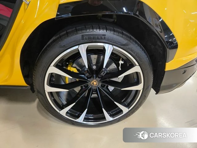 Lamborghini Urus 2022 Желтый из Кореи, фото 3