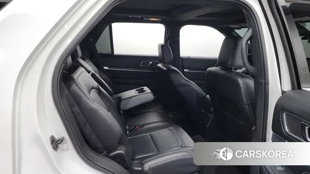 Ford Explorer 2018 Белый из Кореи, фото 3