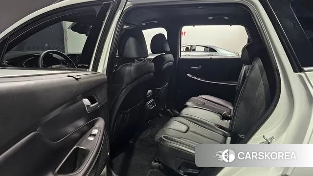 Hyundai The New Santa Fe 2023 Белый из Кореи, фото 3