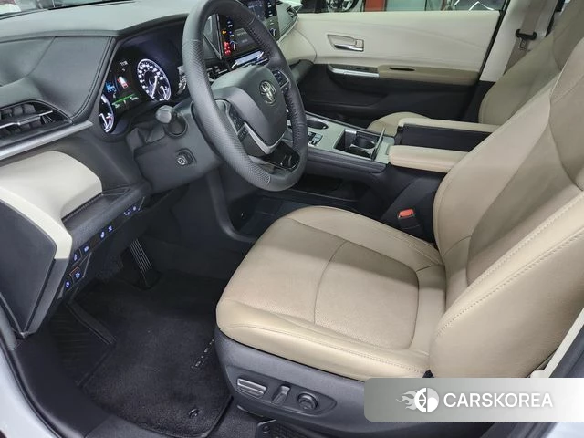 Toyota Sienna 4th Generation 2023 Белый из Кореи, фото 3