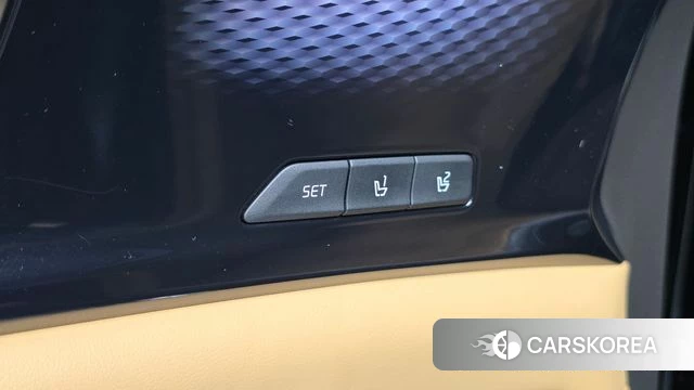 Kia Carnival 4th generation 2023 Черный из Кореи, фото 3