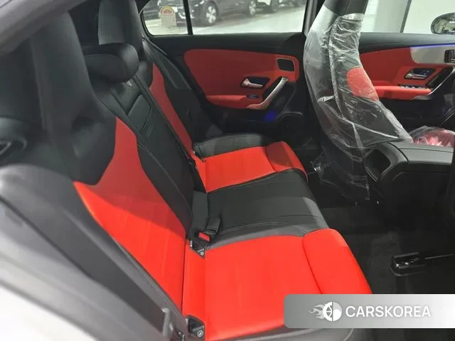 Mercedes-Benz A-Class W177 2025 Белый из Кореи, фото 3