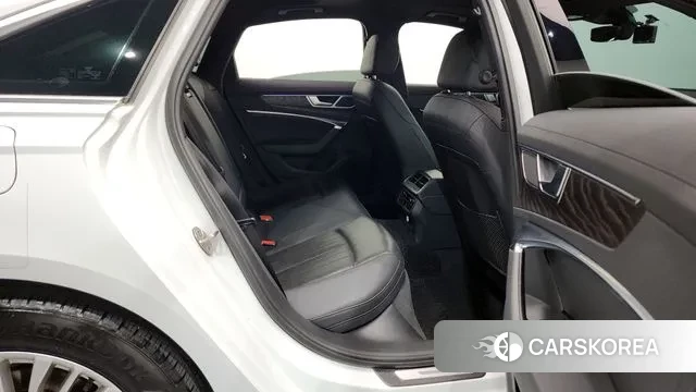 Audi A6 (C8) 2020 Белый из Кореи, фото 3