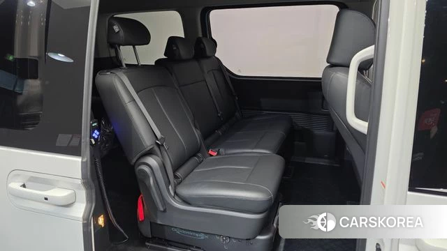 Hyundai Staria 2024 Белый из Кореи, фото 3