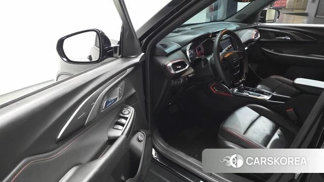 Chevrolet (GM Daewoo) Trailblazer 2022 Черный из Кореи, фото 3