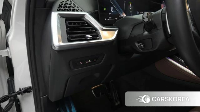 BMW X5 (G05) 2024 Белый из Кореи, фото 3