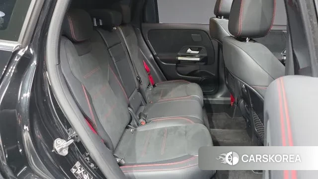 Mercedes-Benz GLA - Class H247 2022 Черный из Кореи, фото 3