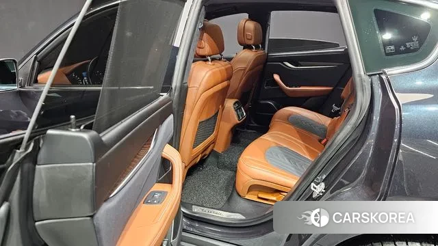 Maserati Levante 2020 Серый из Кореи, фото 3