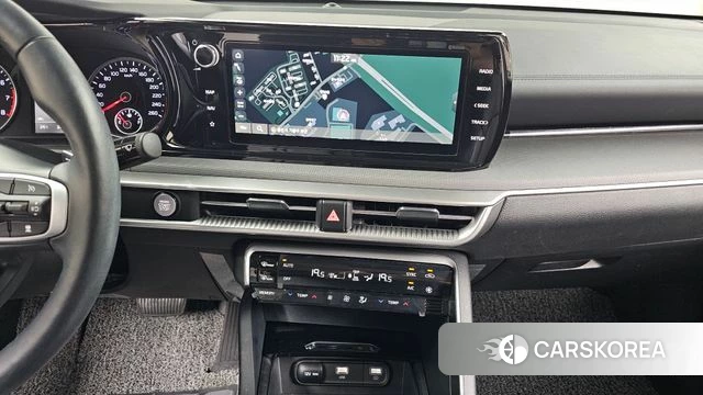 Kia K5 3rd generation 2023 Серый из Кореи, фото 3