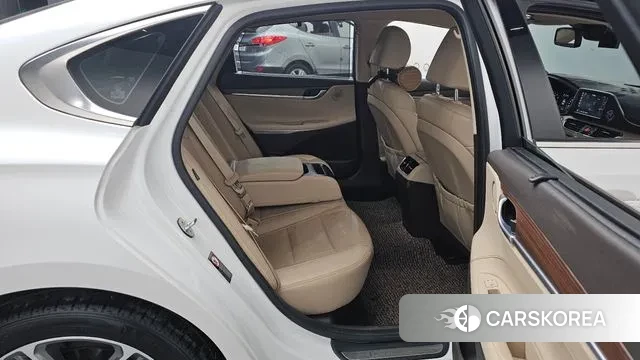 Hyundai Grandeur IG 2019 Белый из Кореи, фото 3