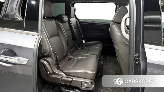 Honda Odyssey 2023 Серый из Кореи, фото 3