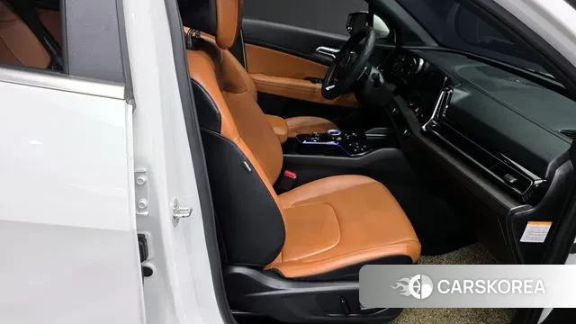 Kia Sportage 5th Generation Hybrid 2022 Белый из Кореи, фото 3