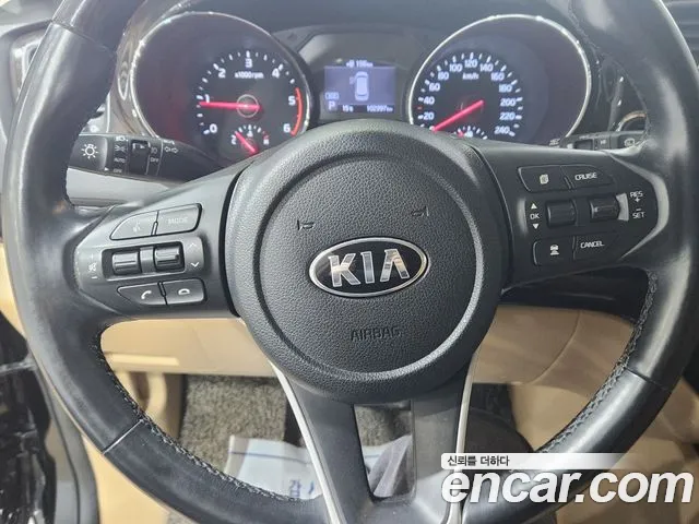 Kia The New Carnival id 2690442 из Кореи 3