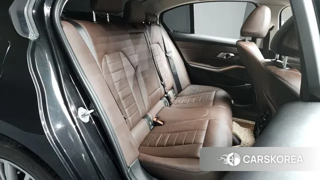 BMW 3 Series (G20) 2021 Черный из Кореи, фото 3