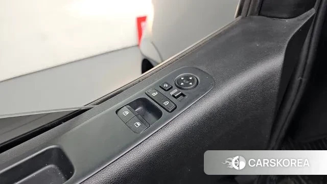 Hyundai Staria 2023 Серый из Кореи, фото 3