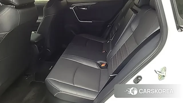 Toyota RAV4 5th Generation 2025 Белый из Кореи, фото 3