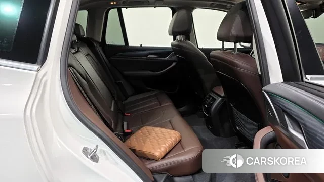 BMW X3 (G01) 2024 Белый из Кореи, фото 3