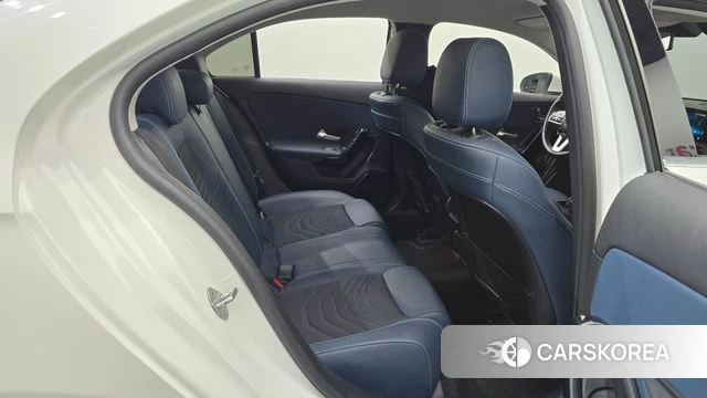 Mercedes-Benz A-Class W177 2020 Белый из Кореи, фото 3