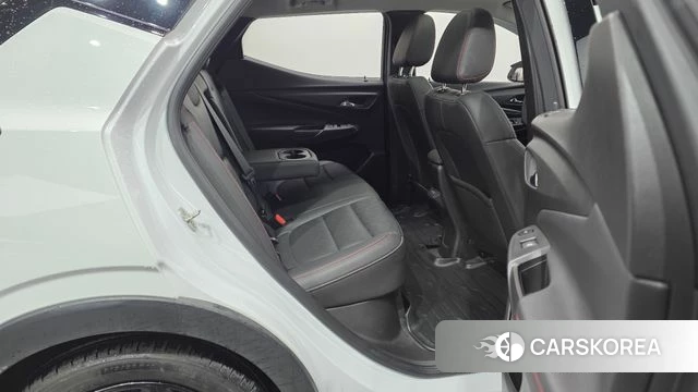 Chevrolet (GM Daewoo) Bolt EUV 2023 Белый из Кореи, фото 3