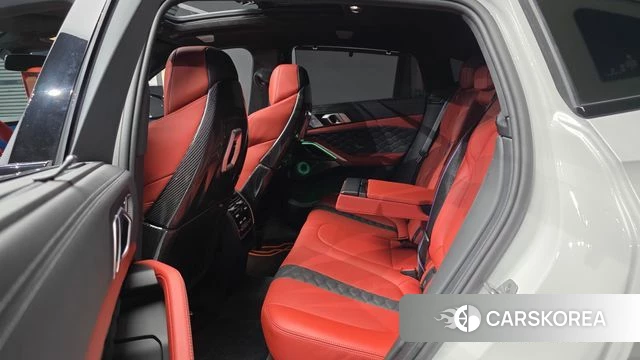BMW X6M (G06) 2024 Белый из Кореи, фото 3