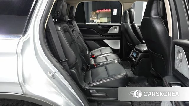 Lincoln Aviator 2nd generation 2020 Серебряный из Кореи, фото 3