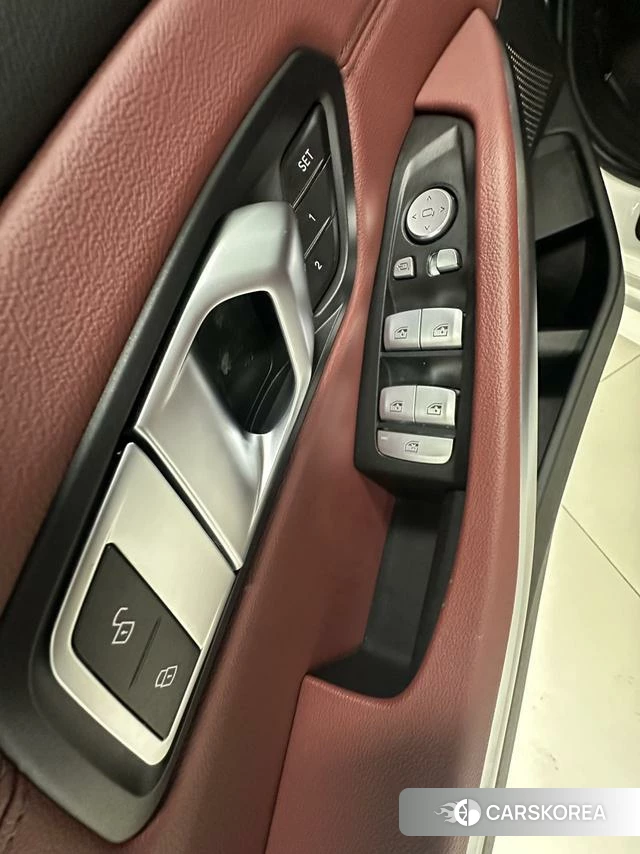 BMW 3 series 2023 Белый из Китая, фото 3