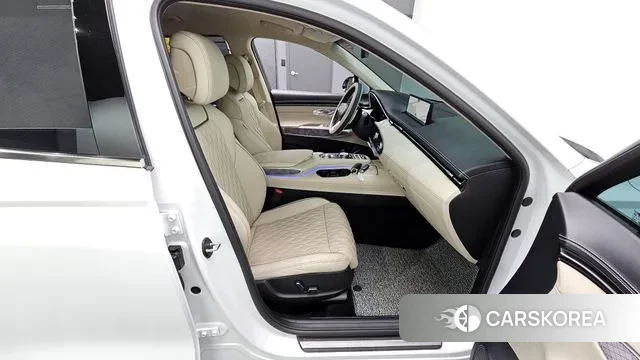 Genesis GV70 2024 Белый из Кореи, фото 3