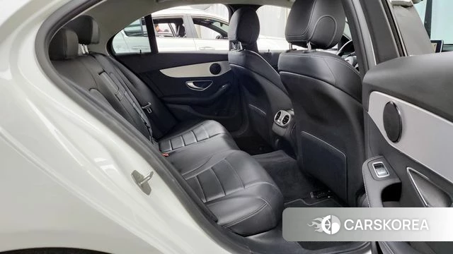 Mercedes-Benz C-Class W205 2018 Белый из Кореи, фото 3