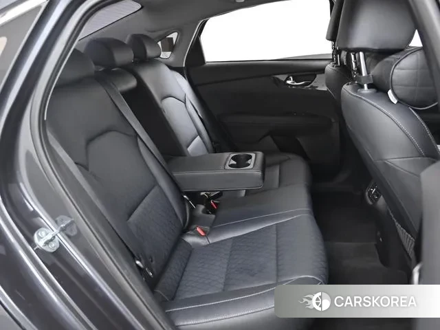 Kia The New K3 2nd generation 2021 Серый из Кореи, фото 3