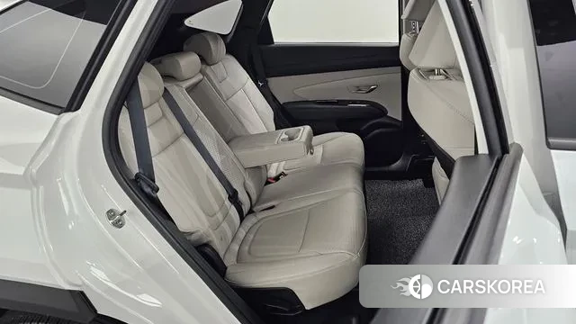 Hyundai The New Tucson (NX4) 2024 Белый из Кореи, фото 3