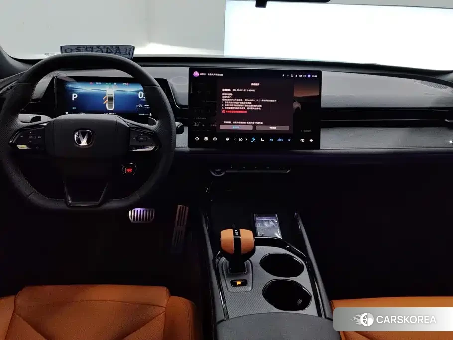 Chang'an UNI-V 2025 Черный из Китая, фото 3