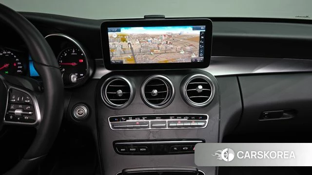 Mercedes-Benz C-Class W205 2018 Белый из Кореи, фото 3