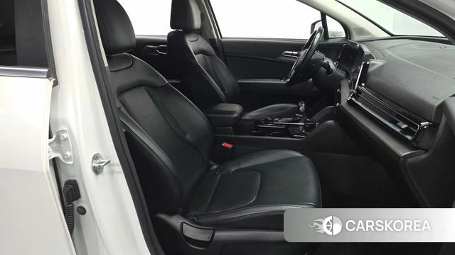 Kia Sportage 5th Generation 2022 Белый из Кореи, фото 3