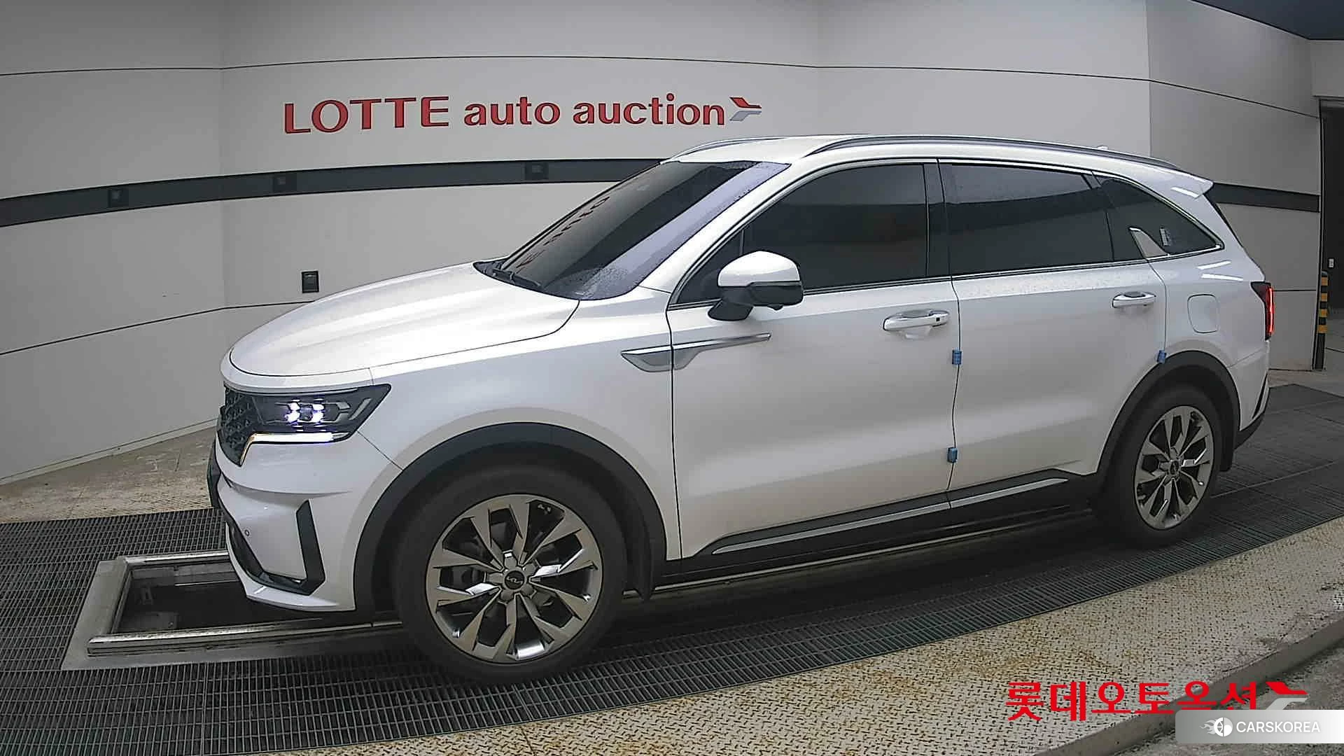 Kia Sorento 2022 Snow White Pearl (optional) из Кореи, фото 3