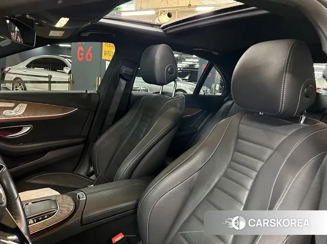 Mercedes-Benz E-Class W213 2020 Черный из Кореи, фото 3