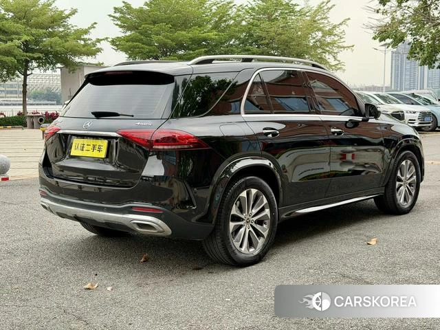 Mercedes-Benz GLE (import) 2023 Черный из Китая, фото 3