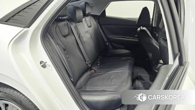 Hyundai Avante (CN7) 2021 Белый из Кореи, фото 3