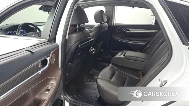 Hyundai Grandeur IG 2018 Белый из Кореи, фото 3