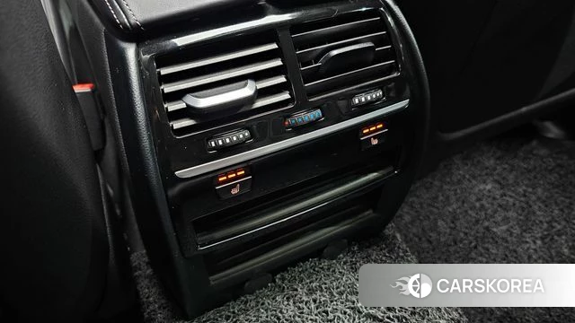 BMW 5 Series (G30) 2019 Белый из Кореи, фото 3
