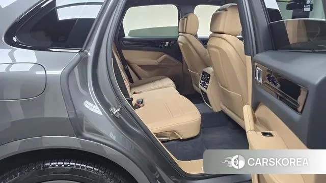 Porsche Cayenne (PO536) 2021 Серый из Кореи, фото 3