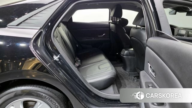 Hyundai Avante (CN7) 2022 Черный из Кореи, фото 3