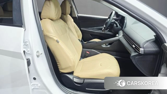 Hyundai Avante (CN7) 2021 Белый из Кореи, фото 3