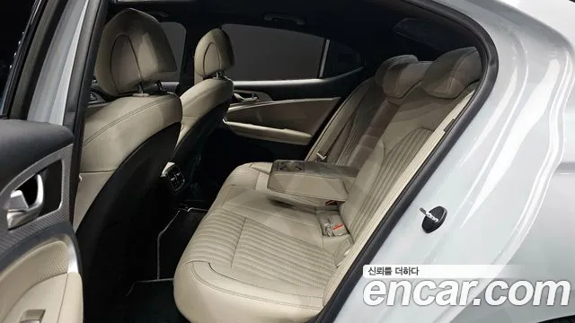 Genesis The New G70 2021 Светло-серебряный цвет из Кореи, фото 3