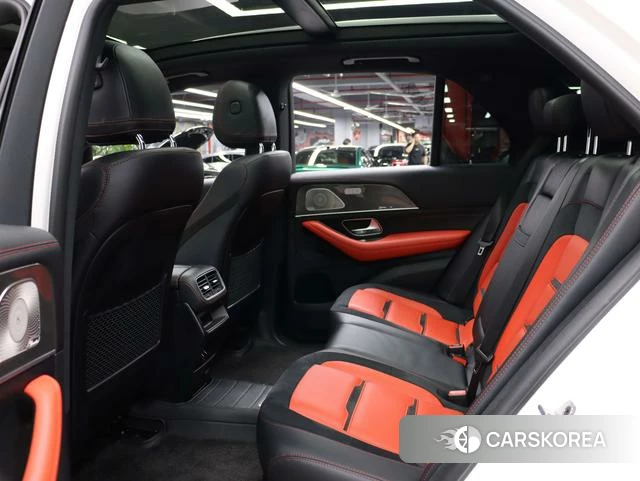 Mercedes-Benz GLE AMG 2023 Белый из Китая, фото 3