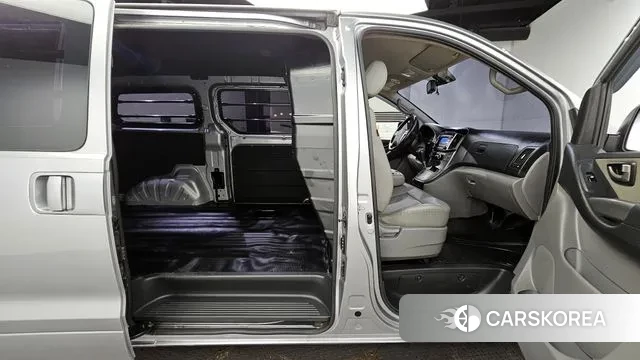 Hyundai The New Grand Starex 2019 Серебристо-серый из Кореи, фото 3