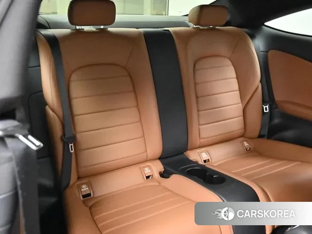 Mercedes-Benz C-Class W205 2019 Белый из Кореи, фото 3