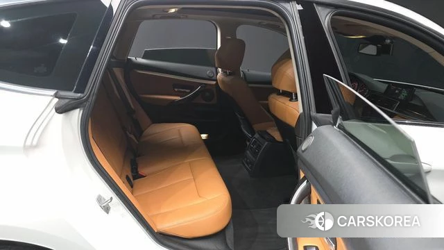 BMW 3 Series GT (F34) 2018 Белый из Кореи, фото 3