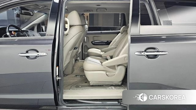 Kia The New Carnival 2019 Черный из Кореи, фото 3