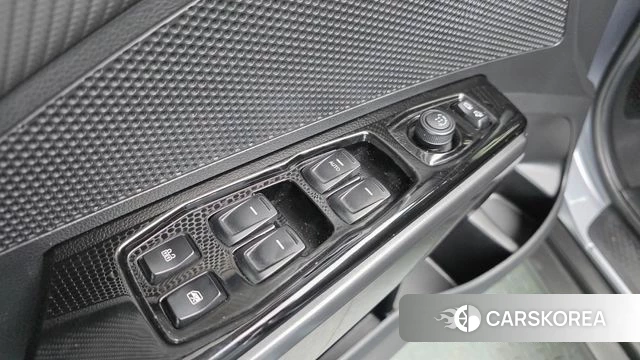 Ssangyong The New Tivoli 2023 Серебристо-серый из Кореи, фото 3