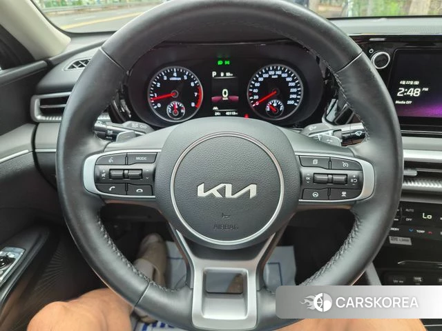 Kia K5 3rd generation 2022 Черный из Кореи, фото 3